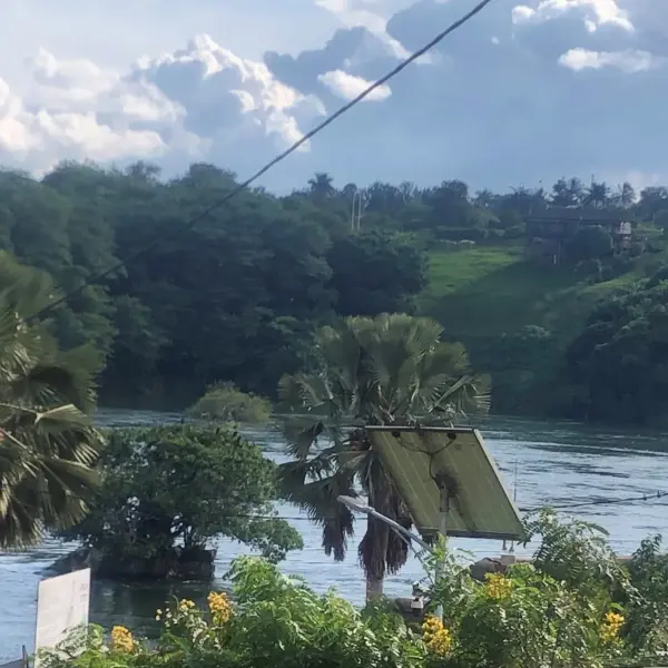 Nightlife and entertainment in Jinja: bars, clubs, cruises and evenings out