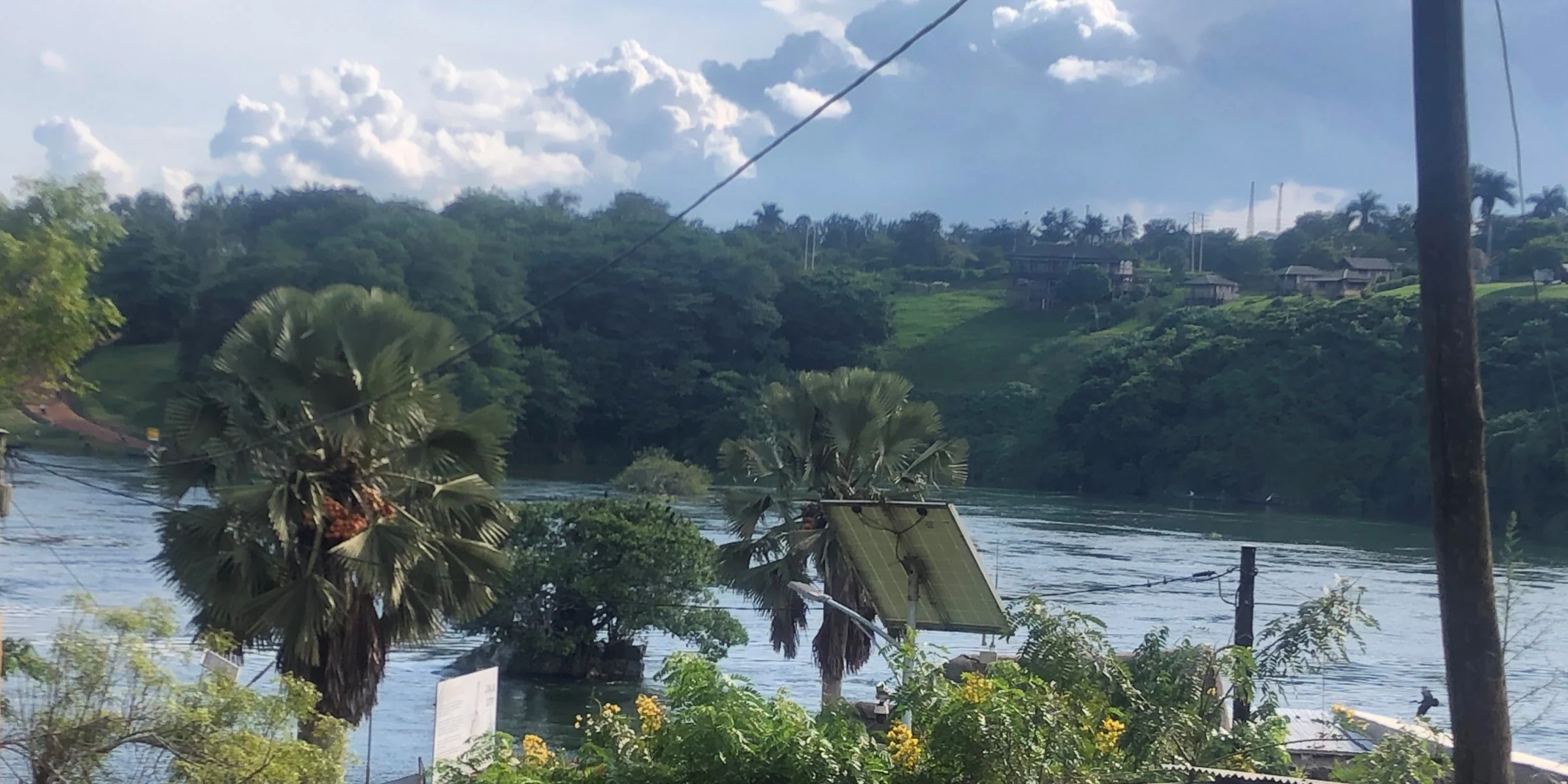 Nightlife and entertainment in Jinja: bars, clubs, cruises and evenings out